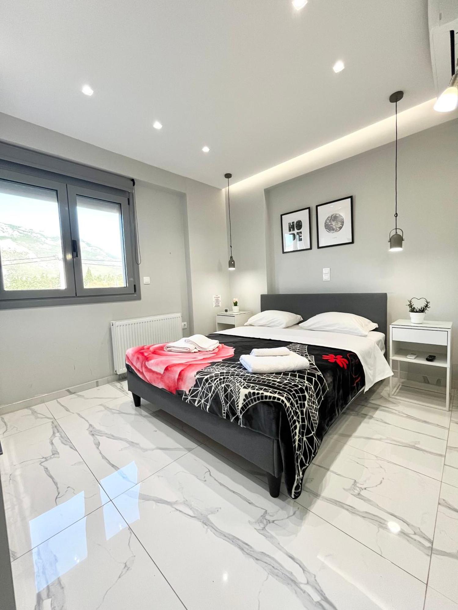Blueline Apartment 1 Λουτράκι Εξωτερικό φωτογραφία