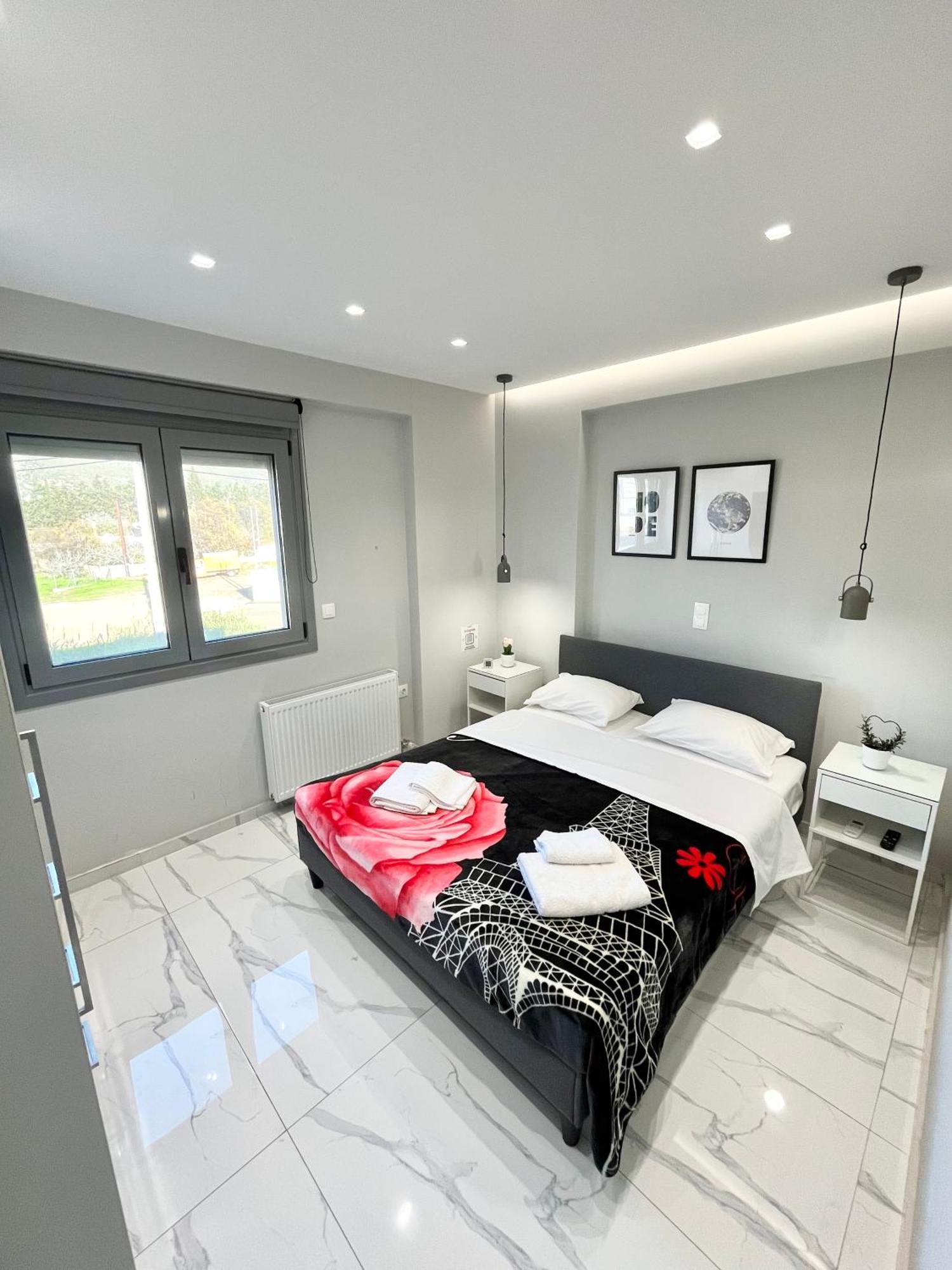 Blueline Apartment 1 Λουτράκι Εξωτερικό φωτογραφία